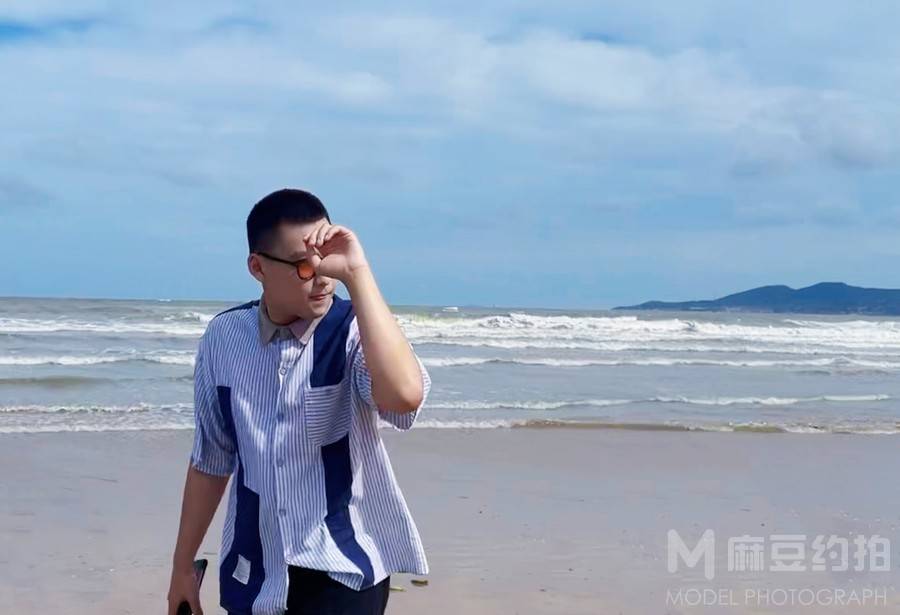 黑白模特