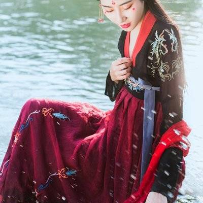汉服模特