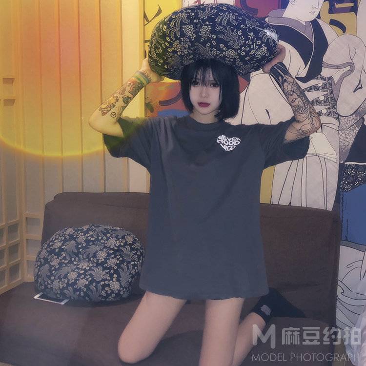 胶片模特