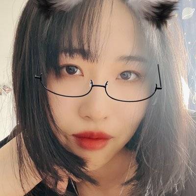 黑白模特