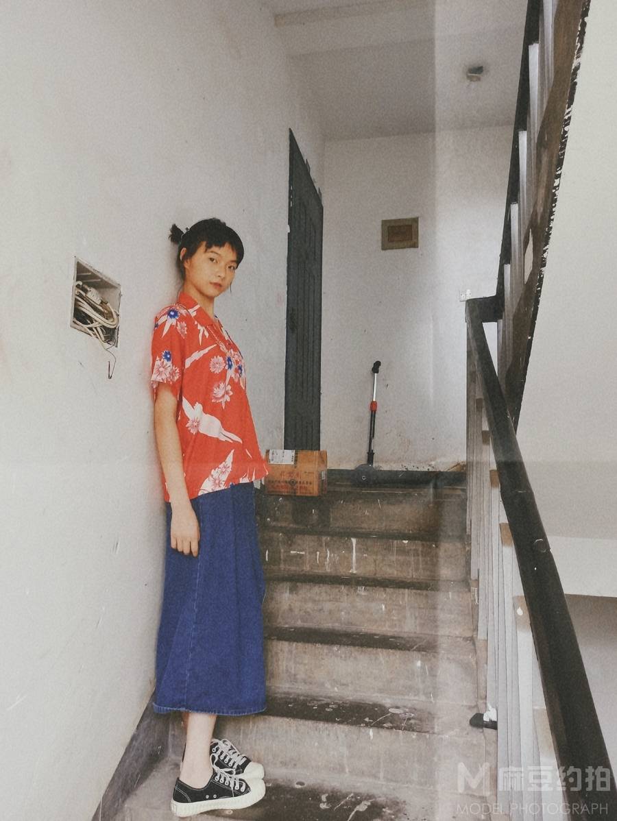 胶片模特