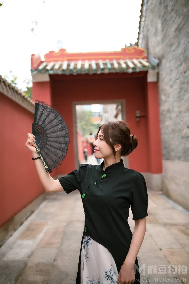 清新模特
