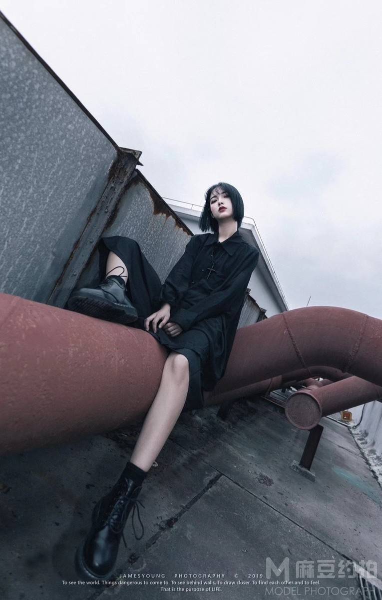 暗黑模特