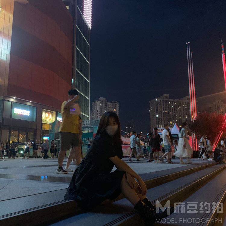 夜景模特