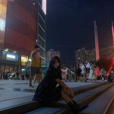 夜景模特