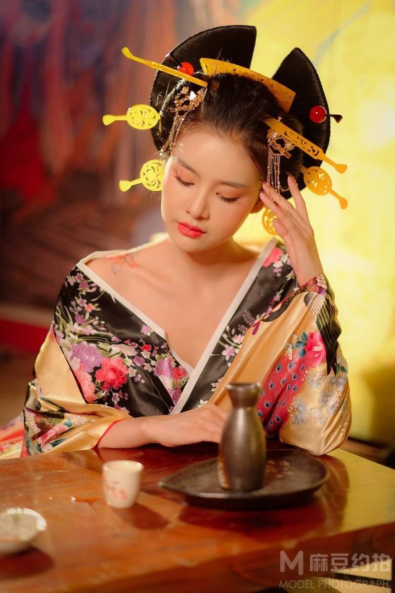 妆容模特