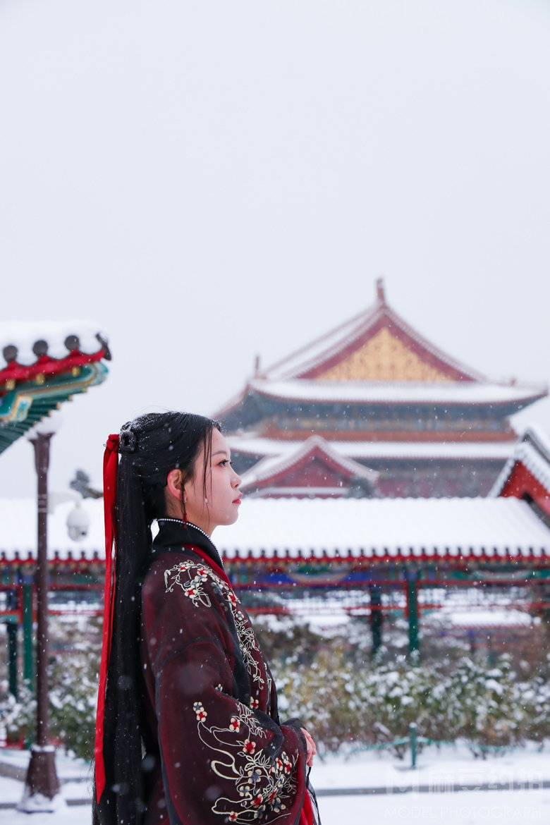 汉服模特