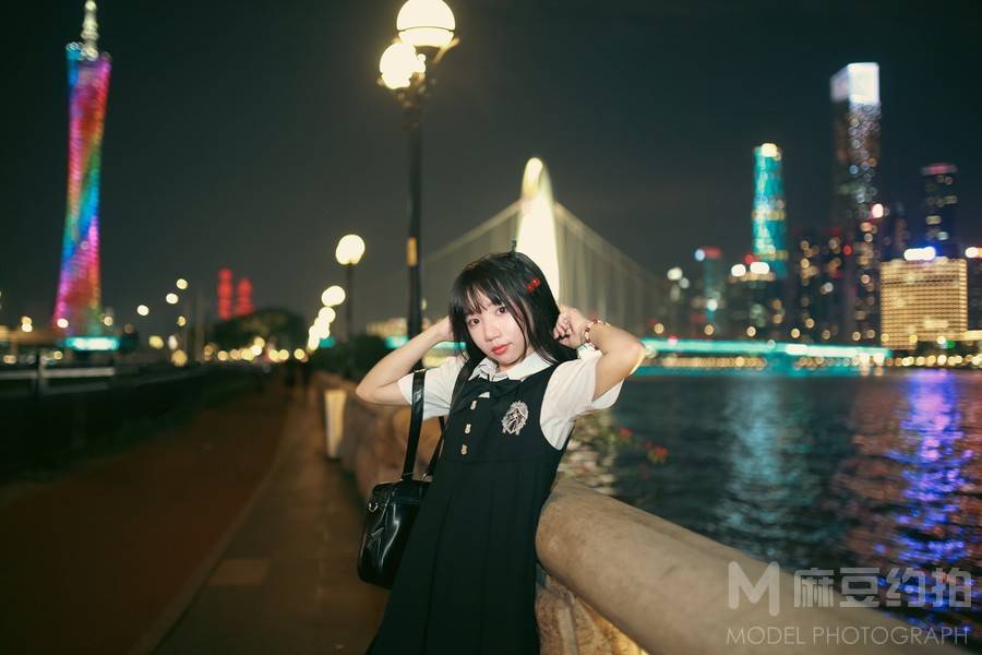 夜景模特