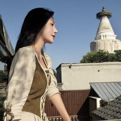 宝丽来模特