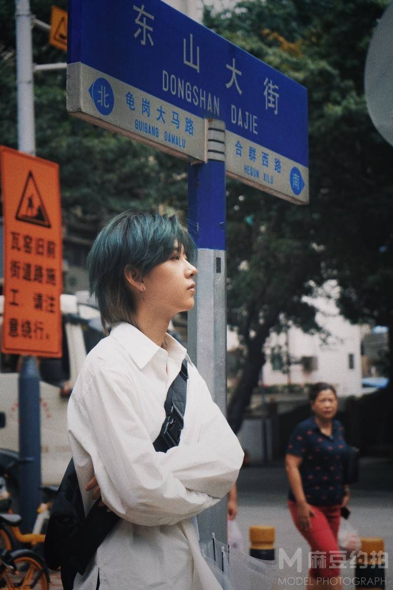 情绪模特