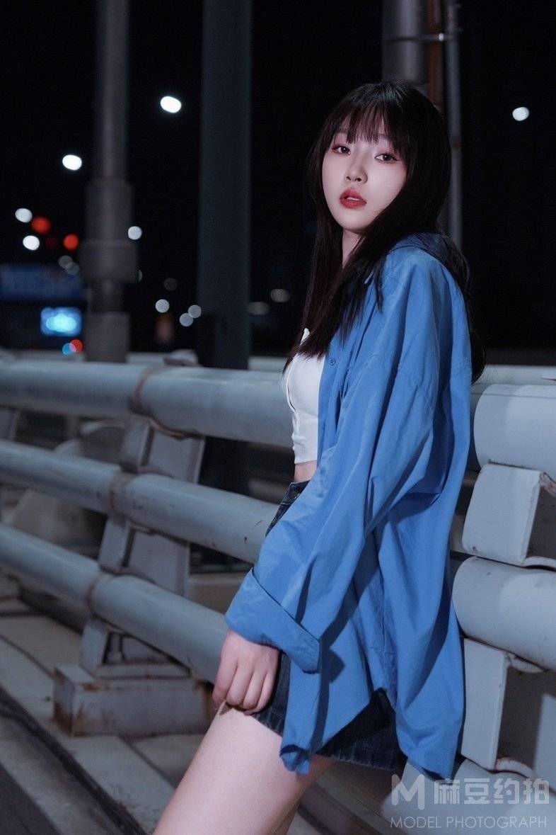 夜景模特