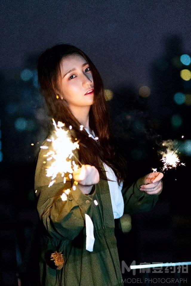 夜景模特