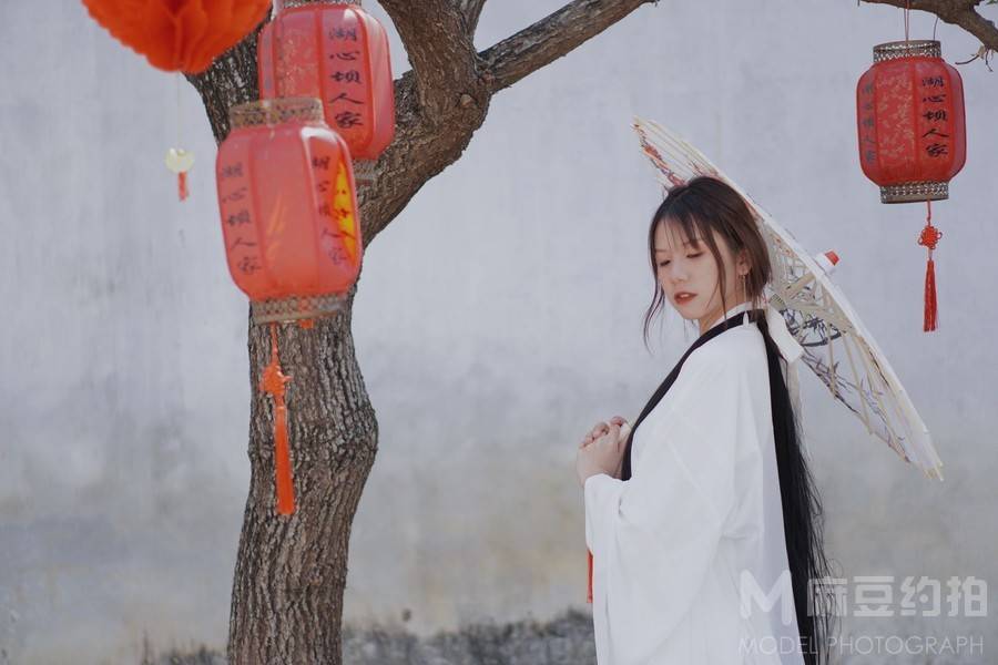 汉服模特