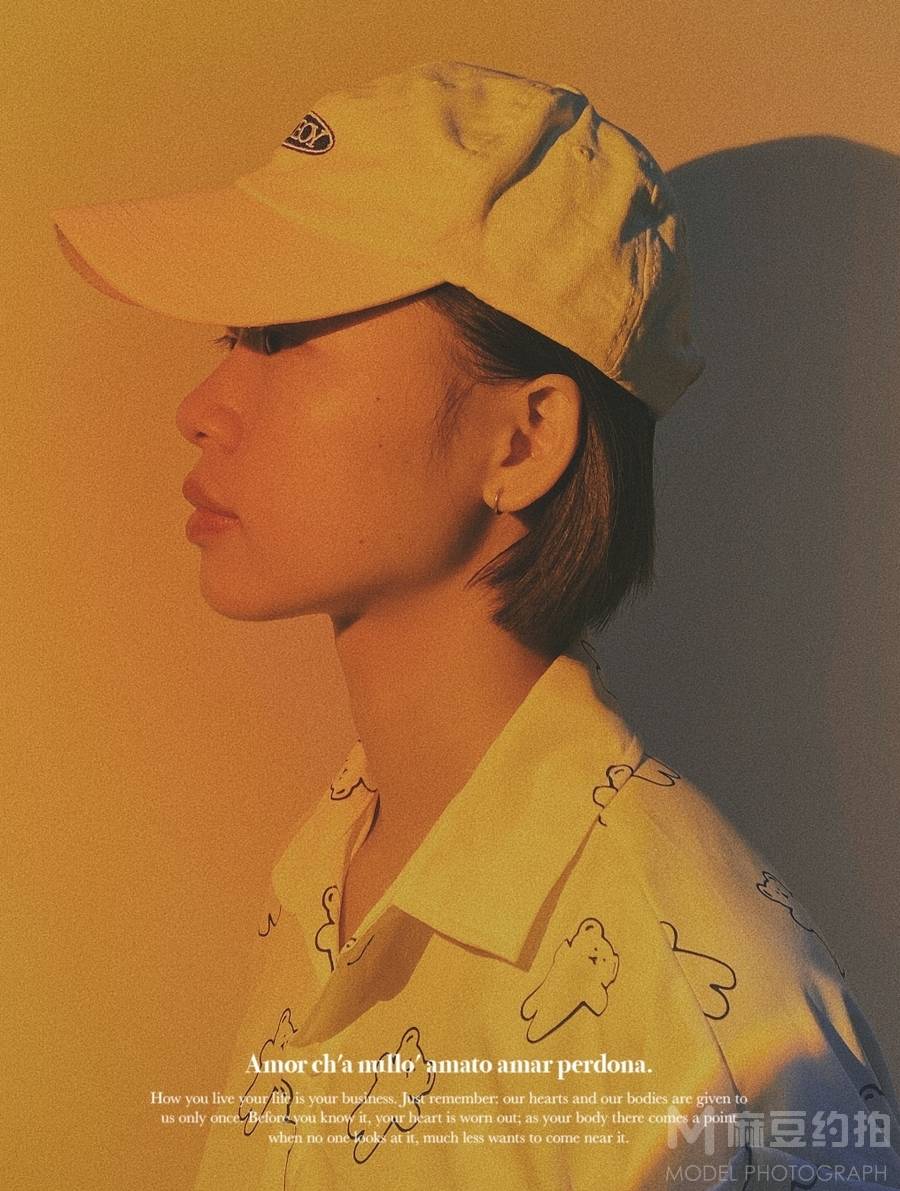 情绪模特