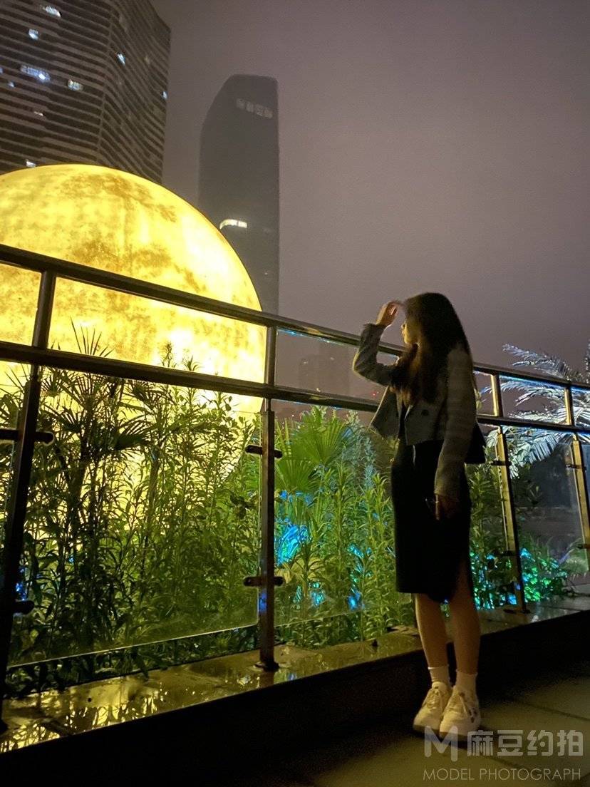 妆容模特