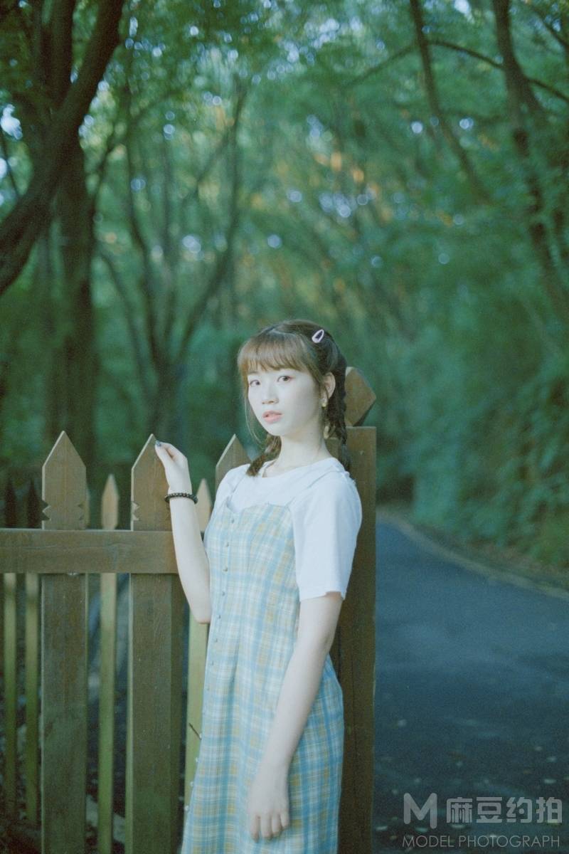 胶片模特