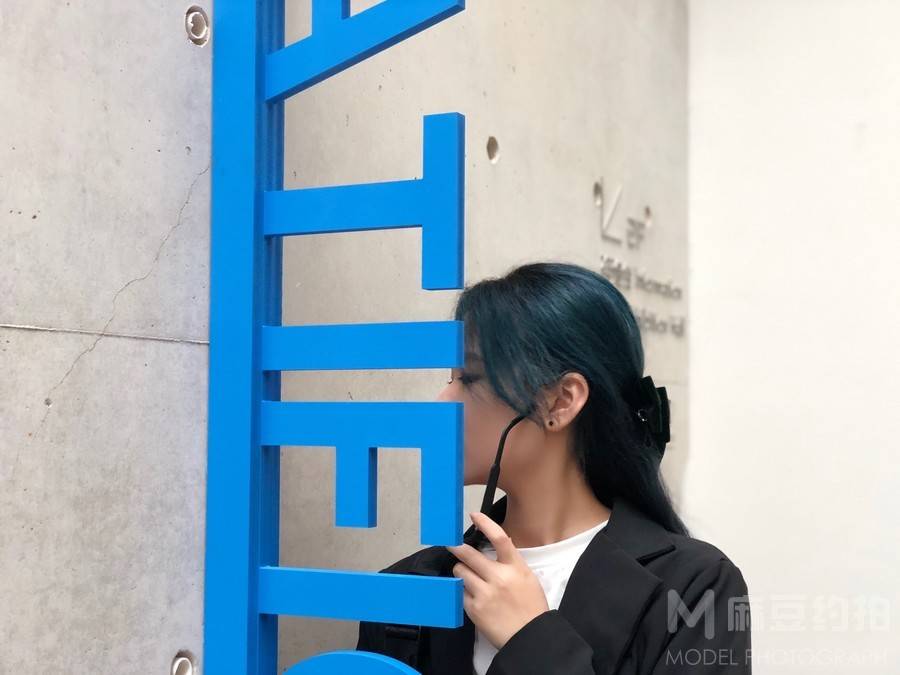 校园模特
