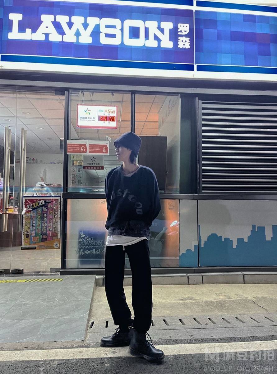 暗黑模特