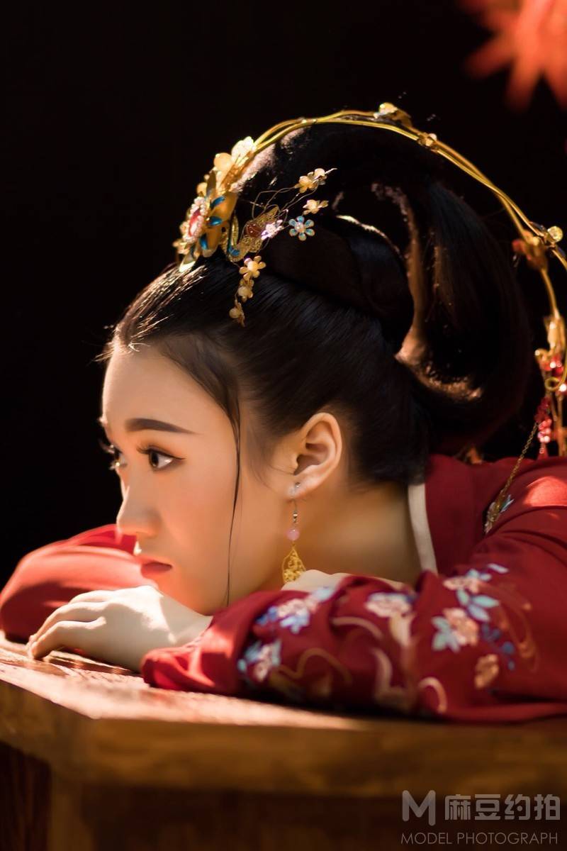 妆容模特