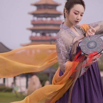 汉服模特