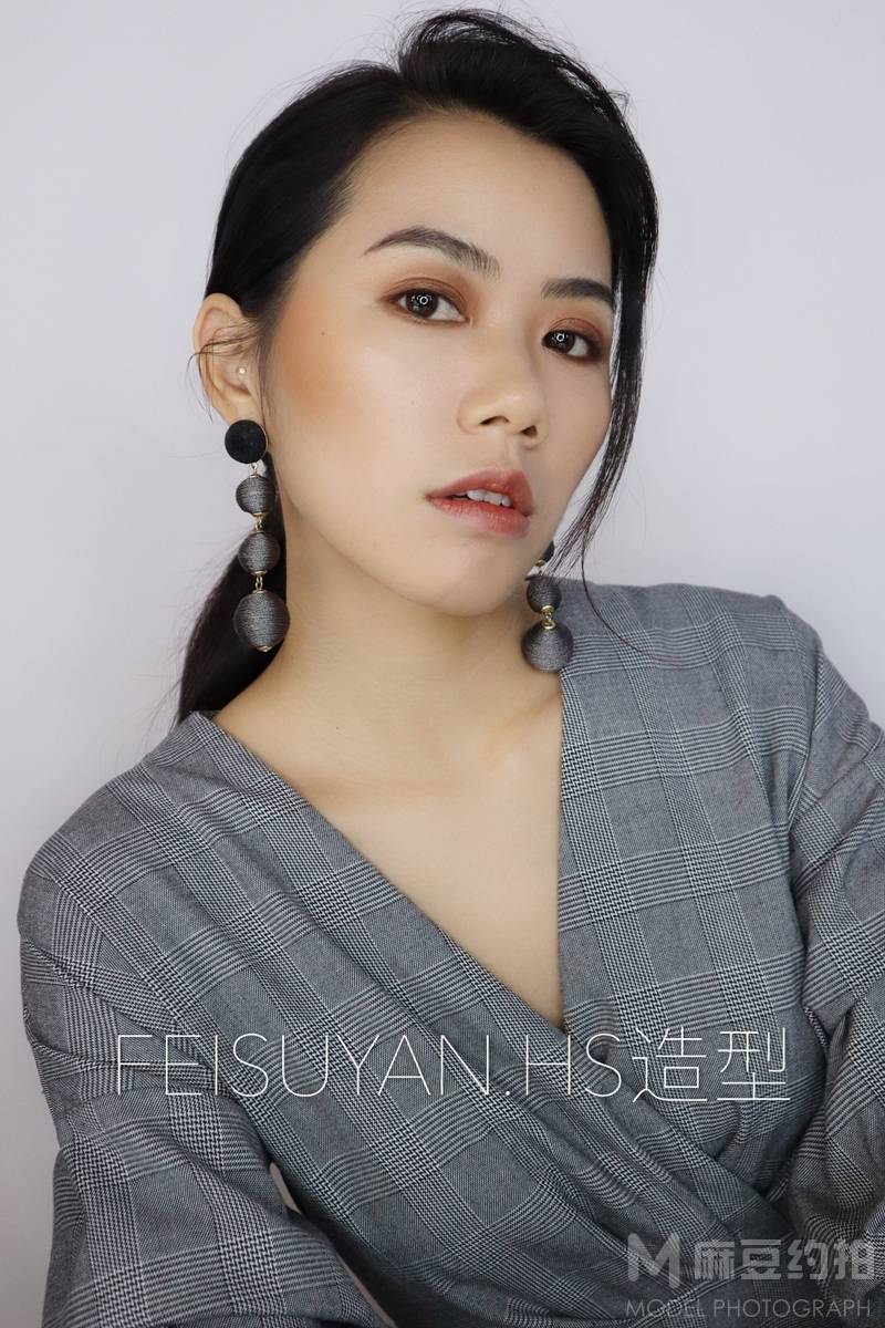 妆容模特