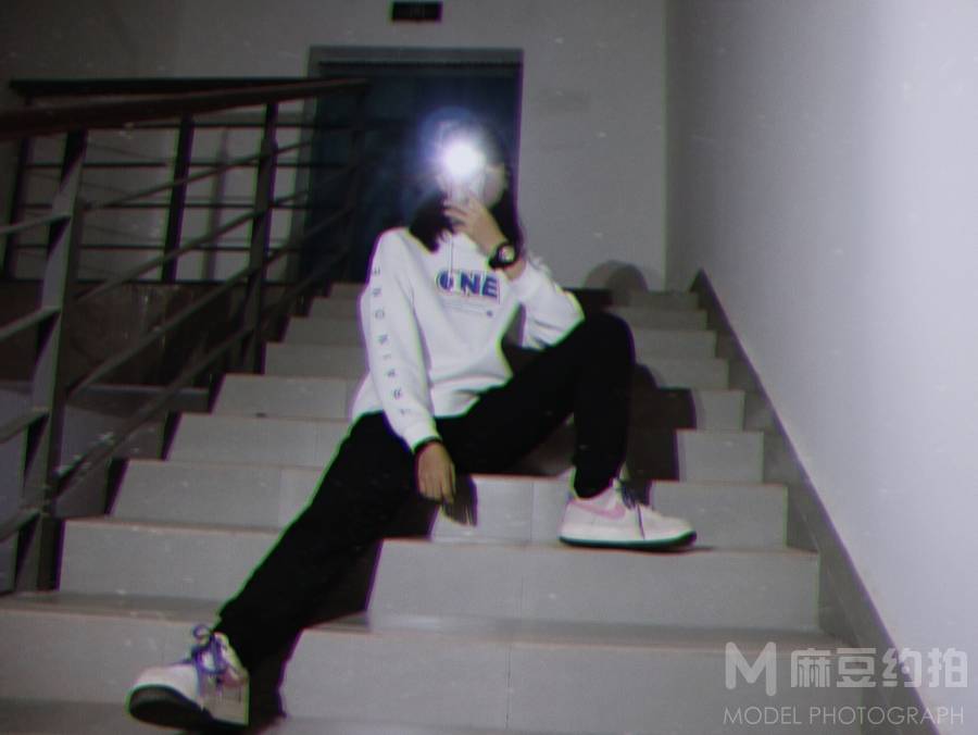 胶片模特