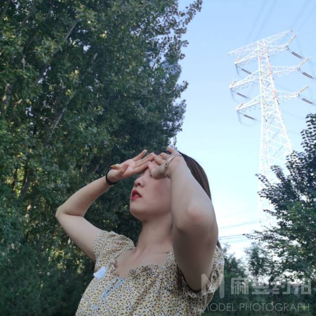 清新模特