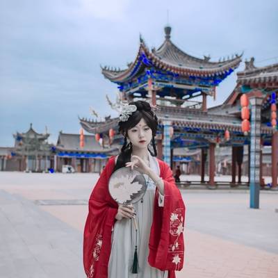 汉服模特