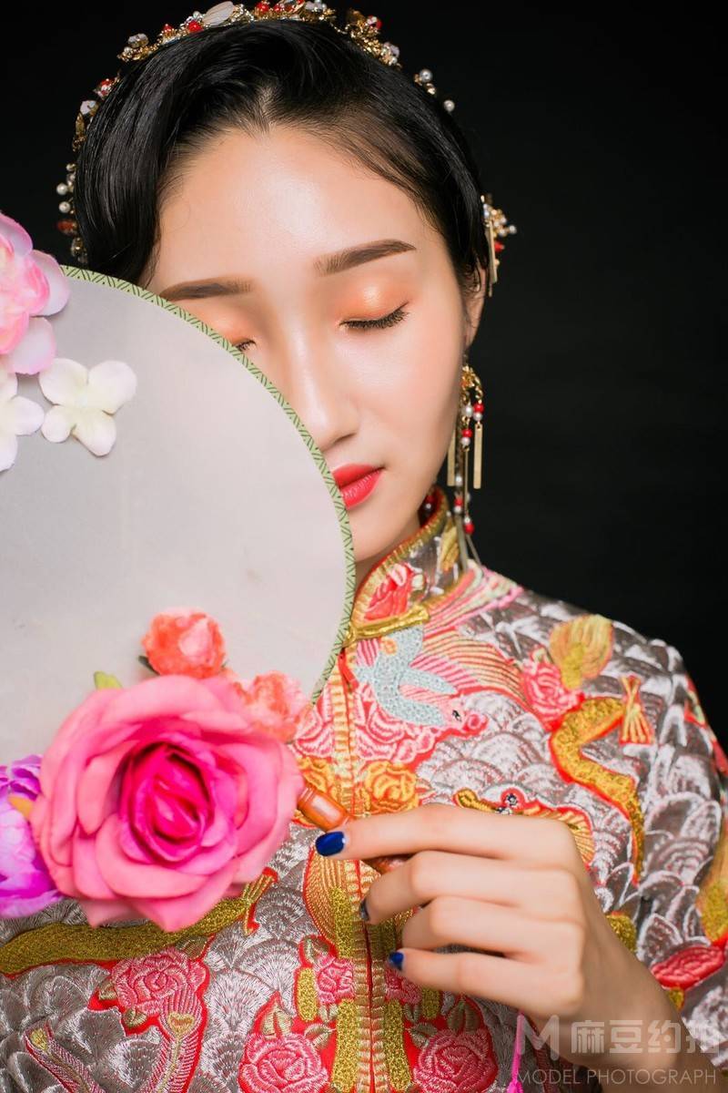 妆容模特