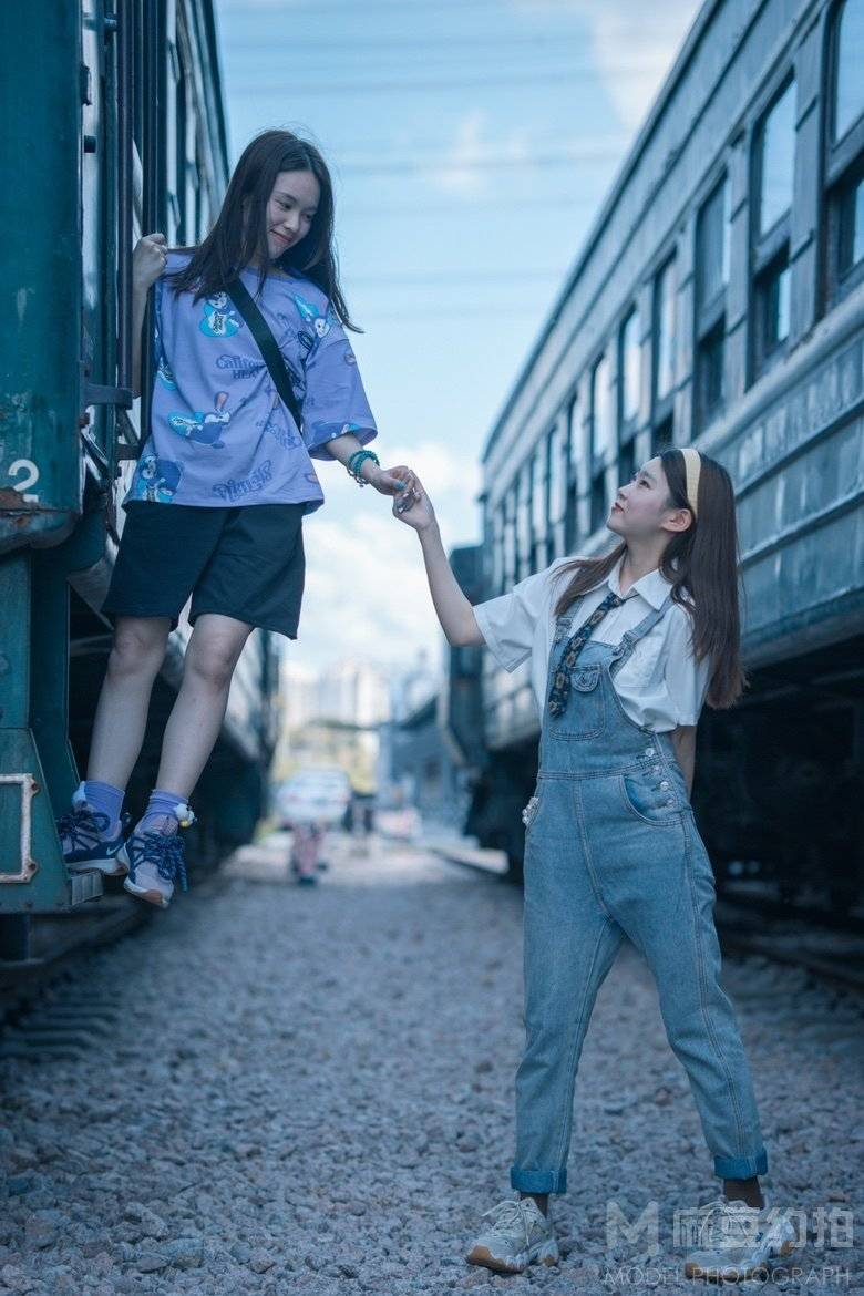 胶片模特