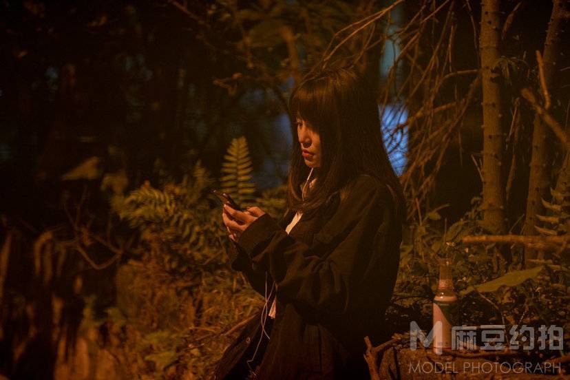 情绪模特