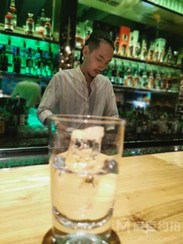 纪实模特