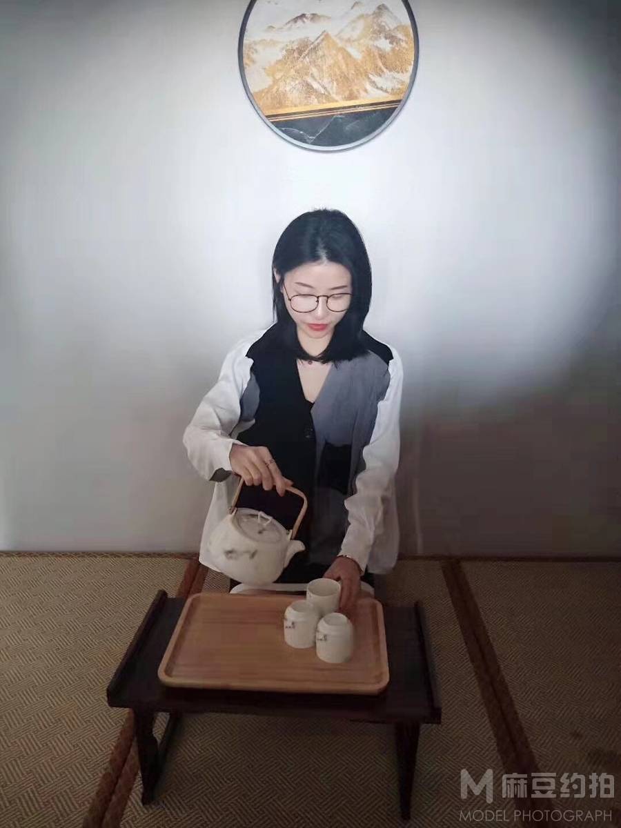 清新模特