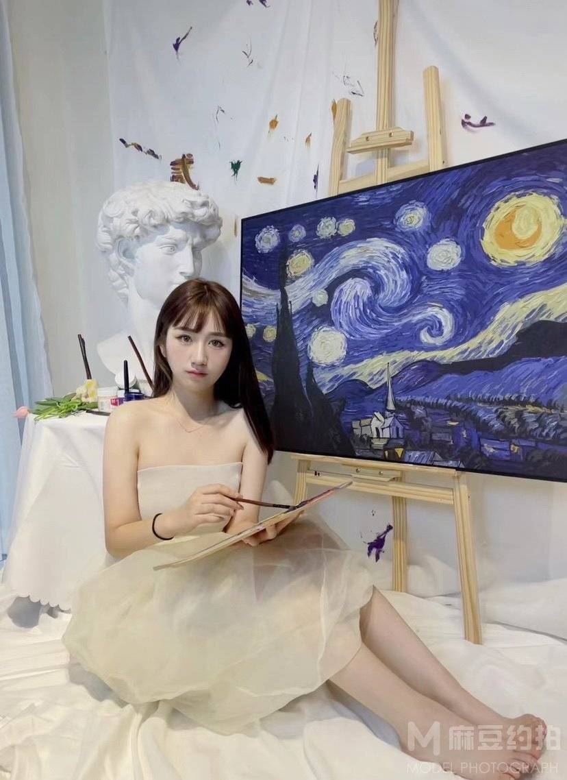宝丽来模特