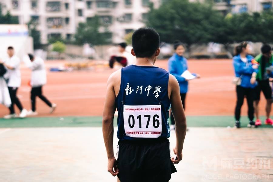 胶片模特