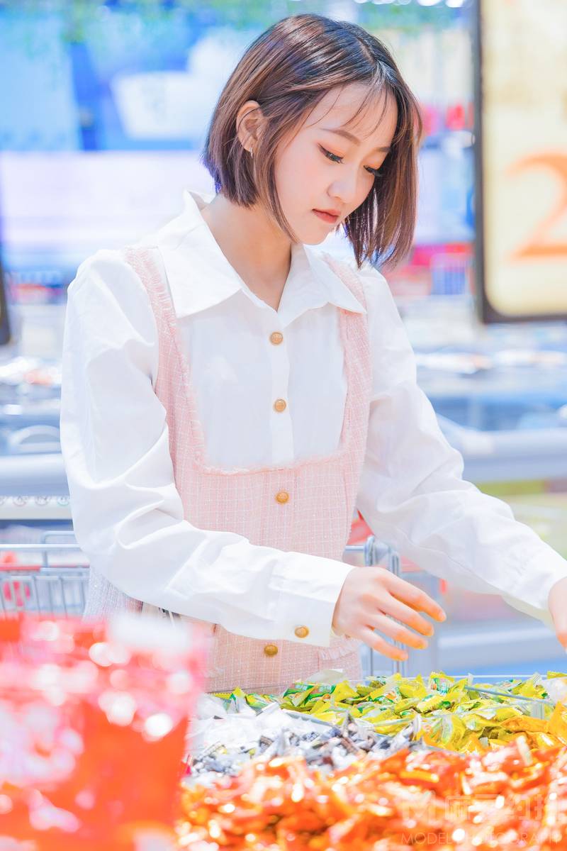 清新模特