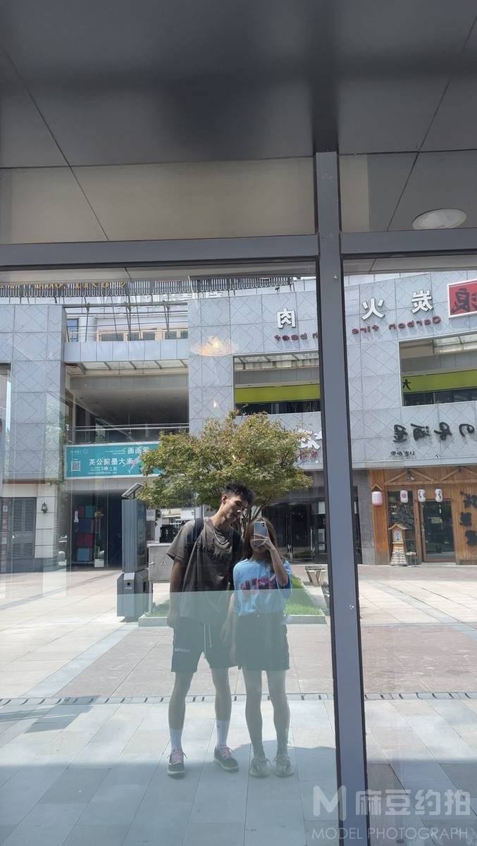 情侣模特