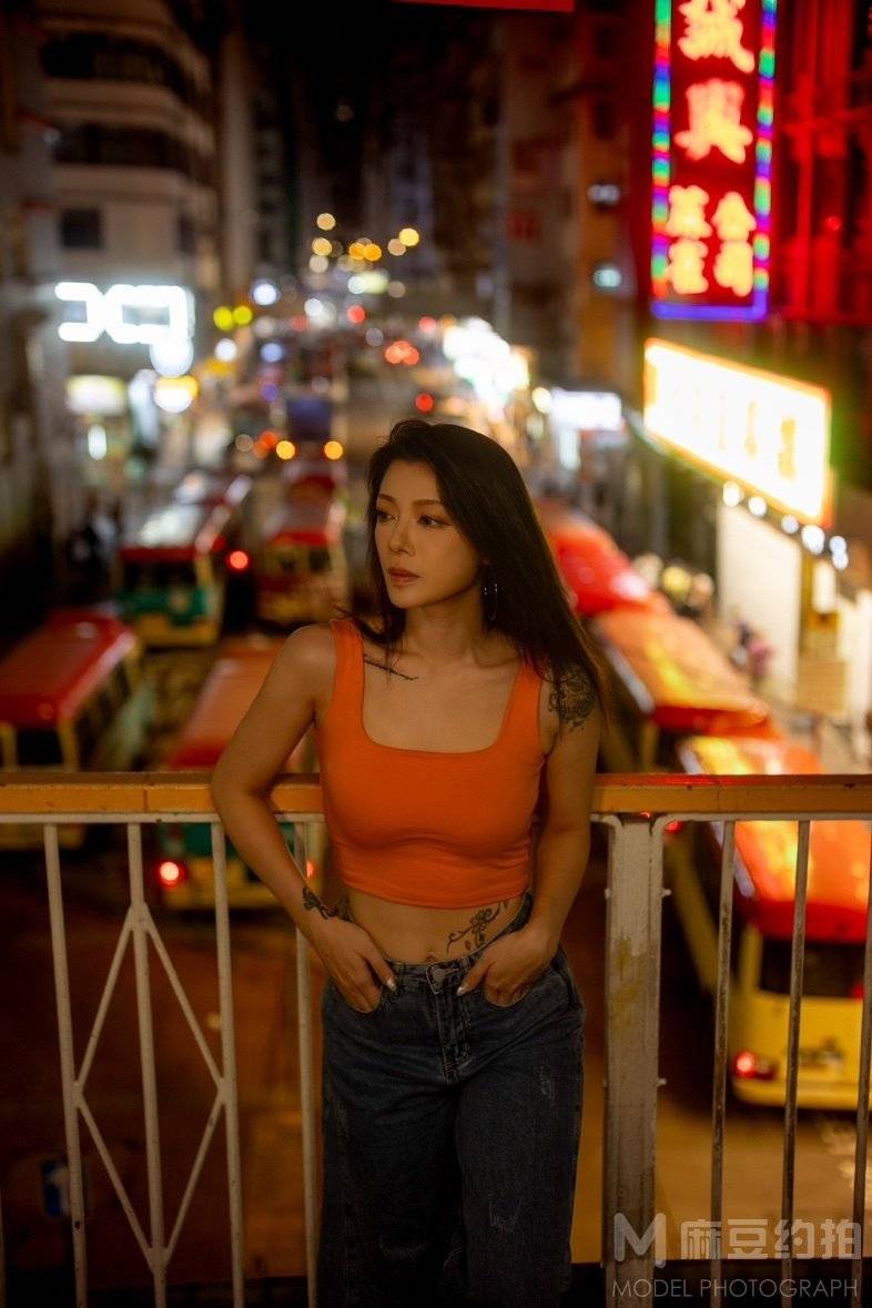 夜景模特