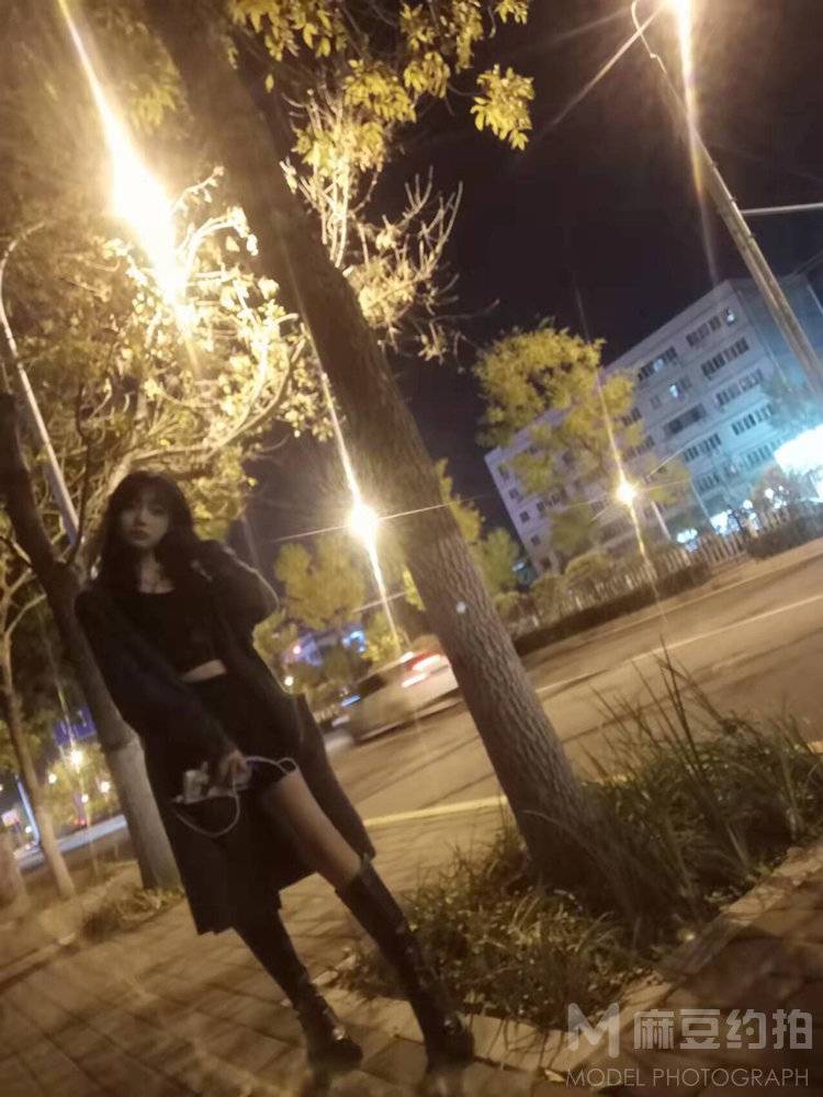 夜景模特