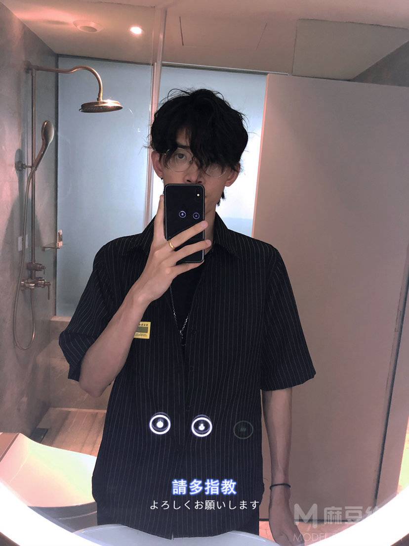 纪实模特