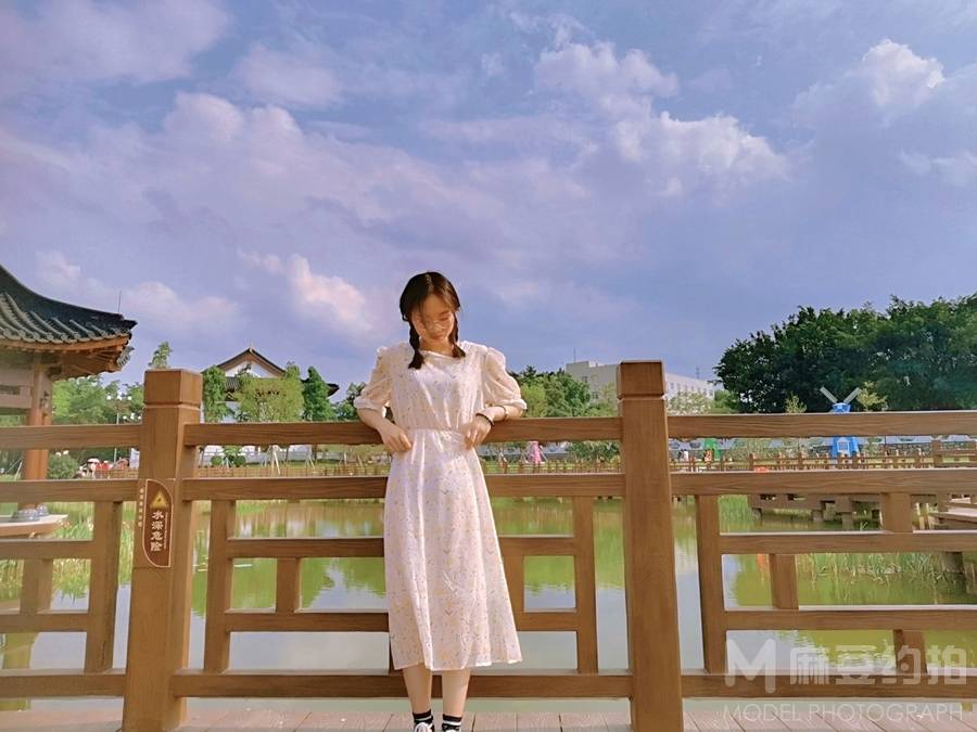 民国模特
