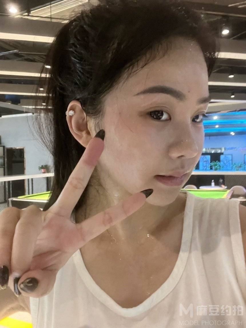 胶片模特