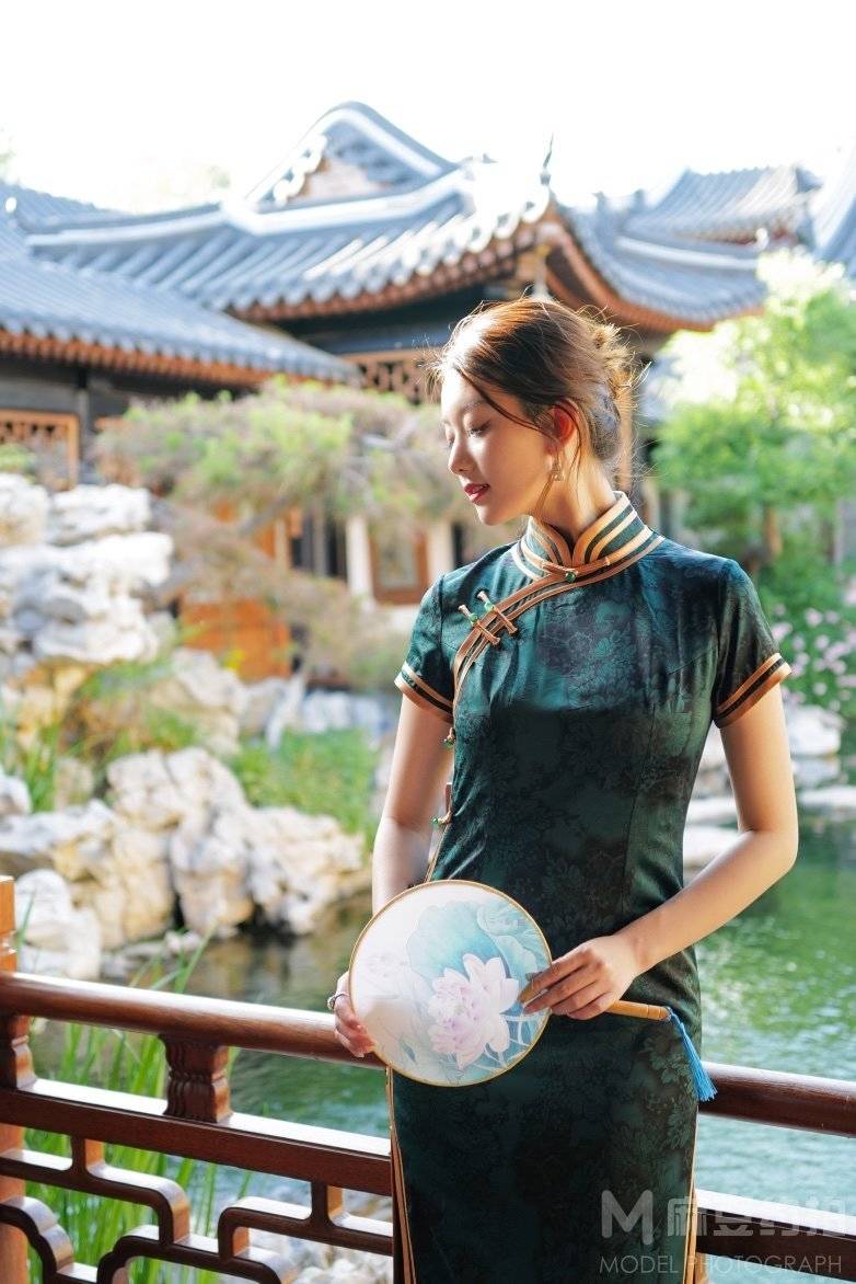 民国模特