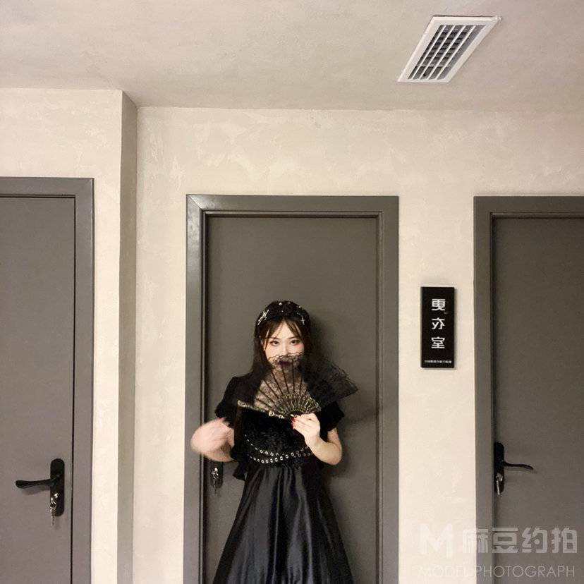 暗黑模特