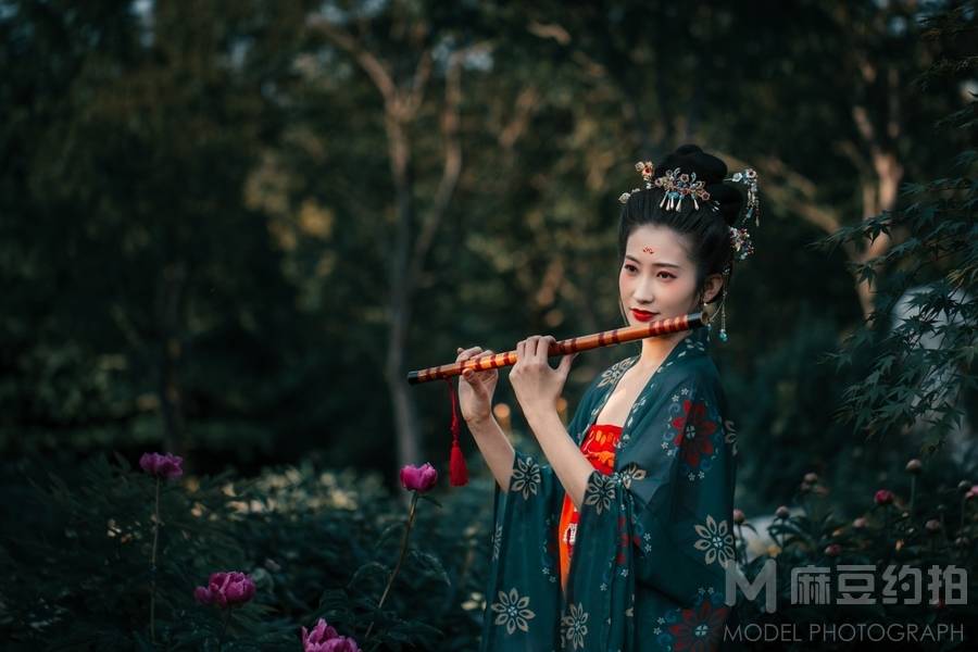 民国模特