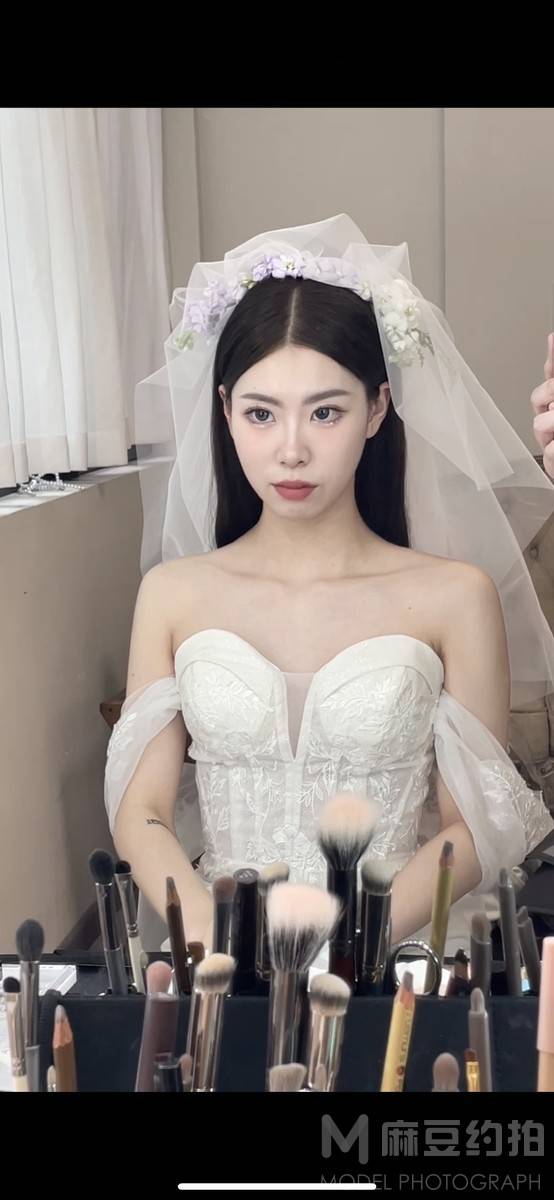 妆容模特