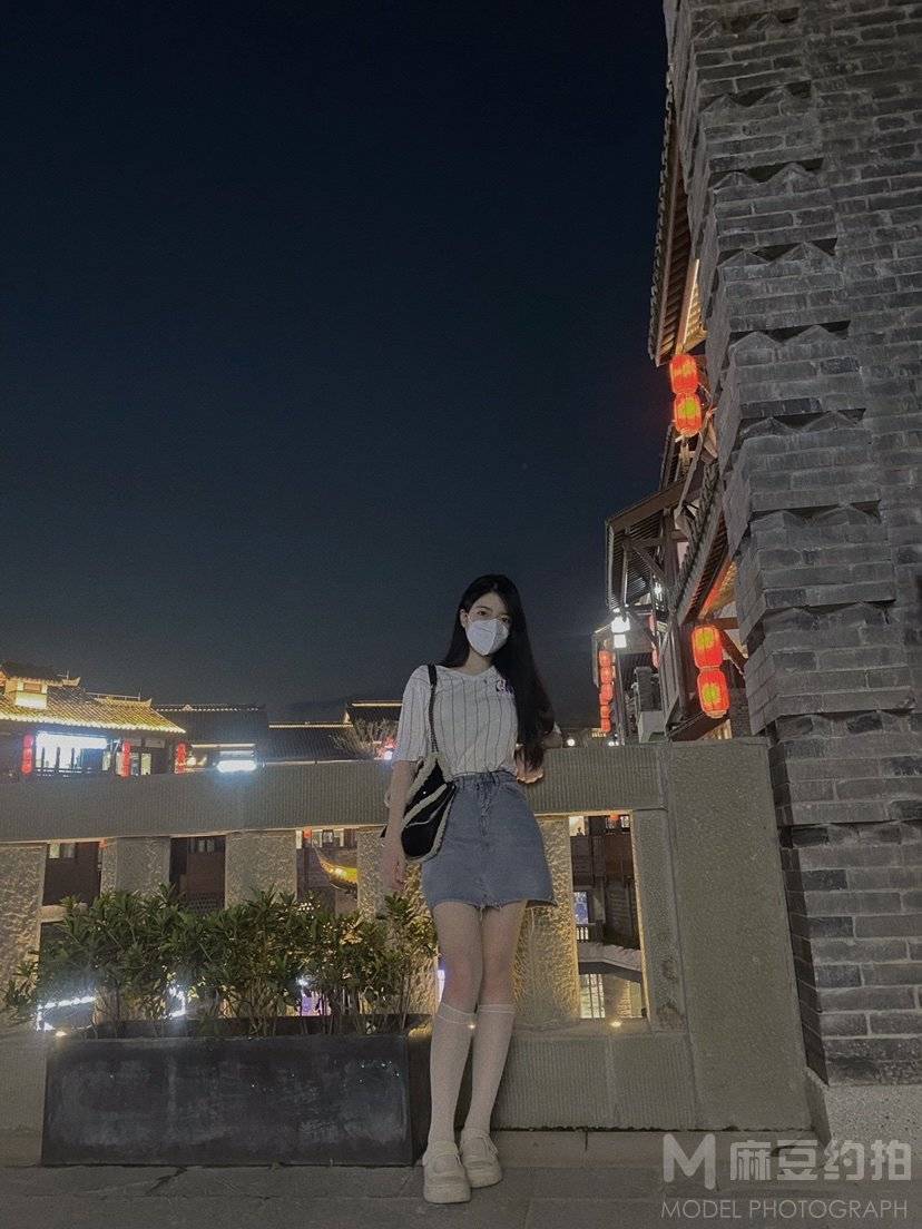 夜景模特