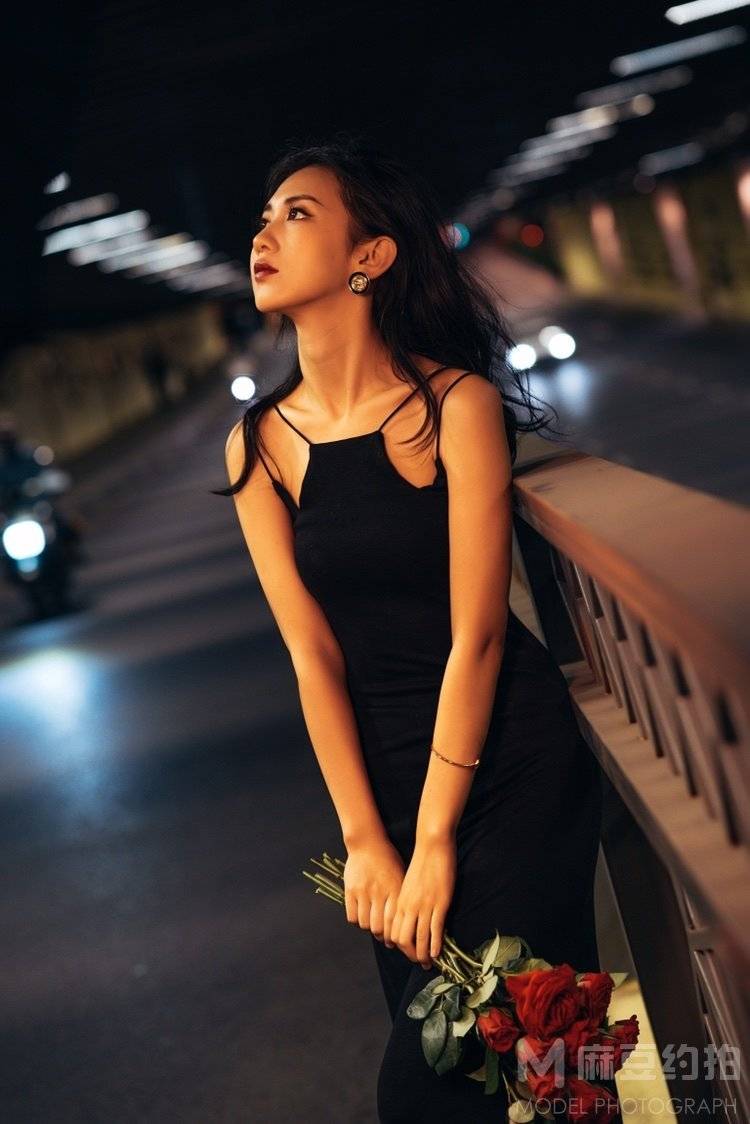 夜景模特