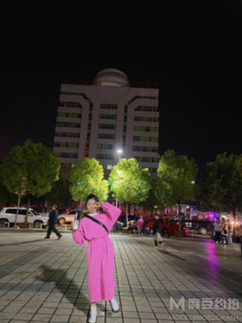 夜景模特
