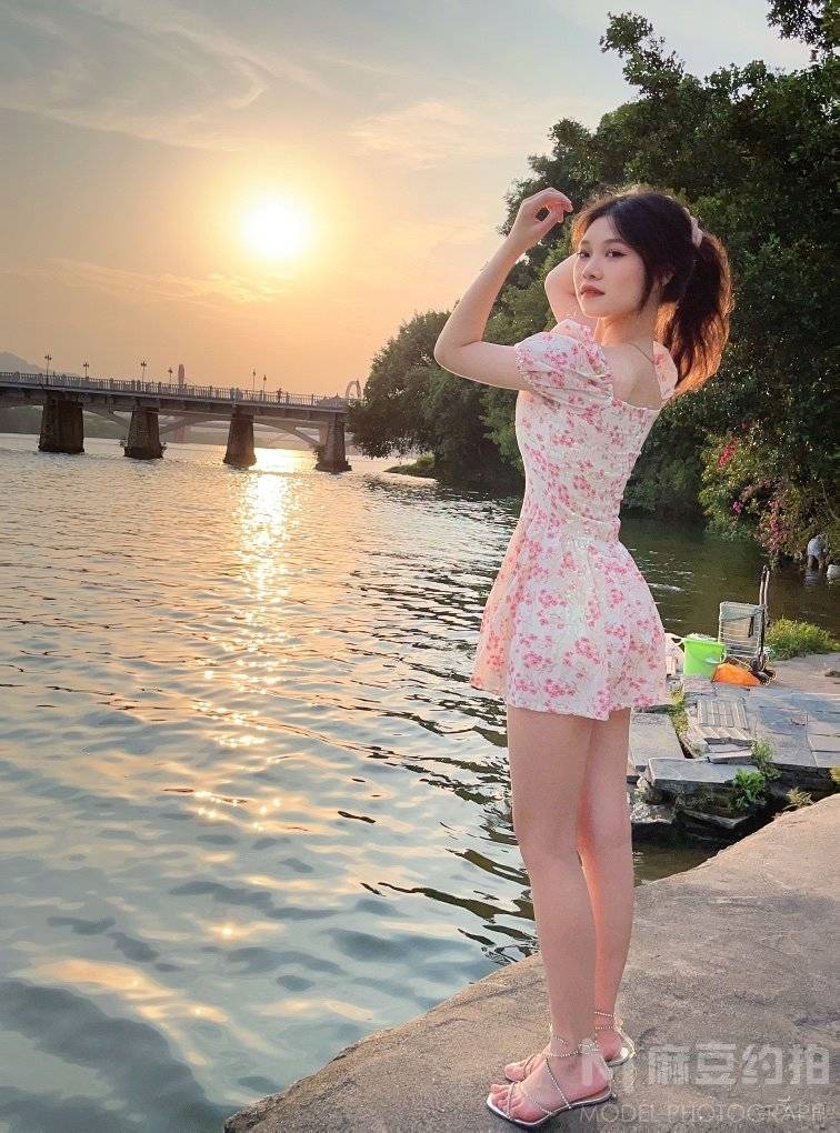 胶片模特